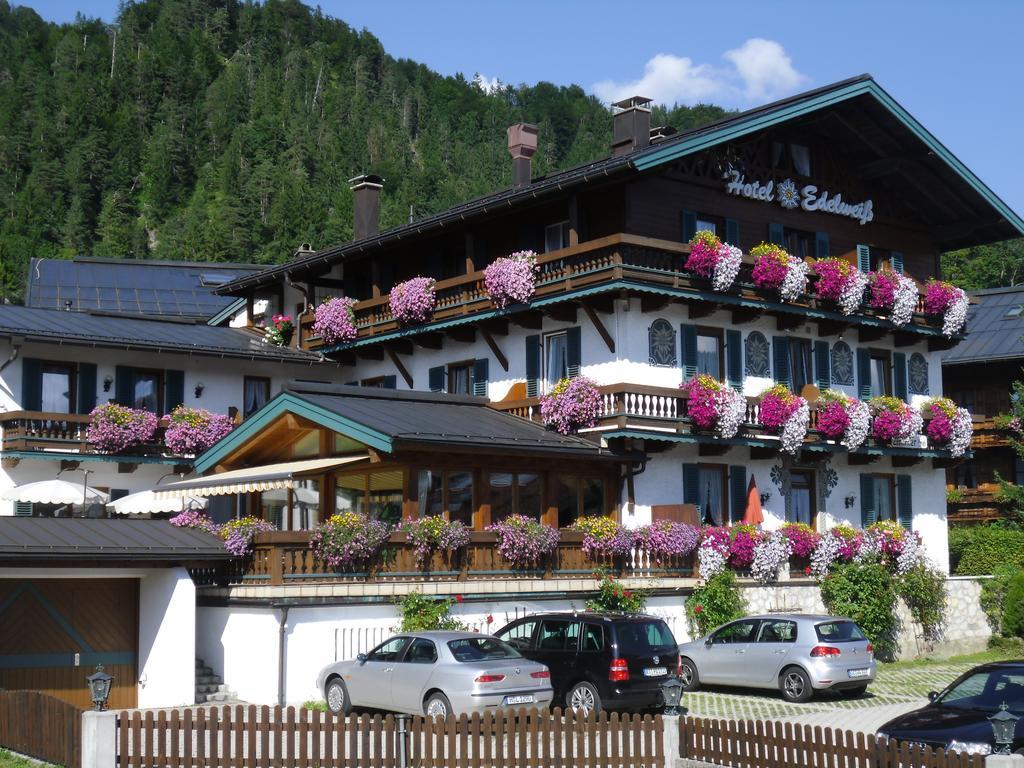 Edelweiss Garni Hotel