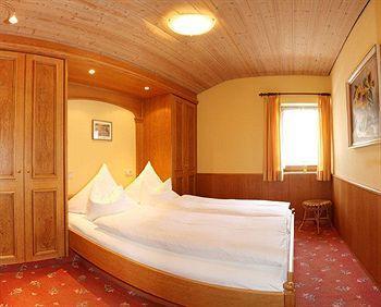 Hotel Edelweiss Garni