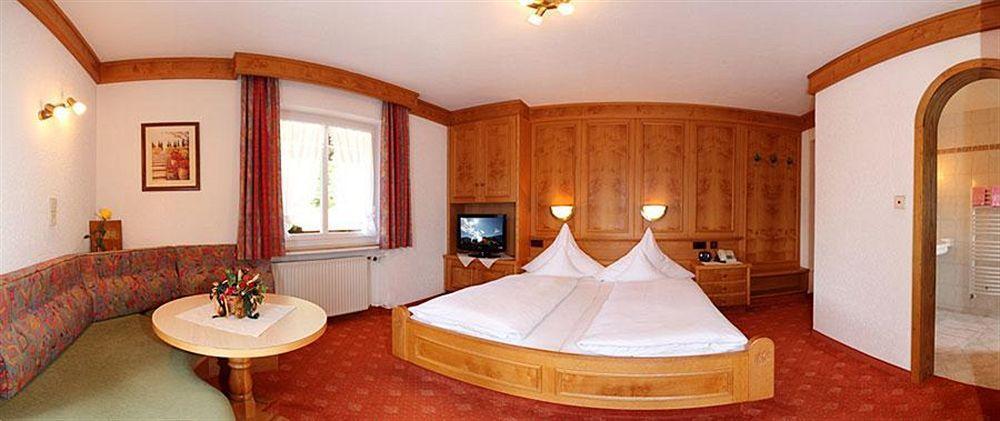 Hotel Edelweiss Garni