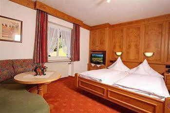 Edelweiss Garni 3* Reit im Winkl