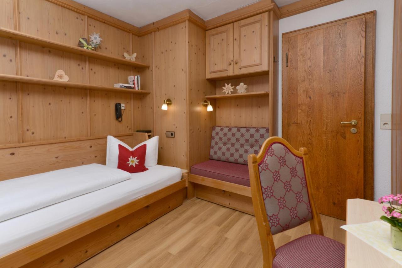 Edelweiss Garni 3*