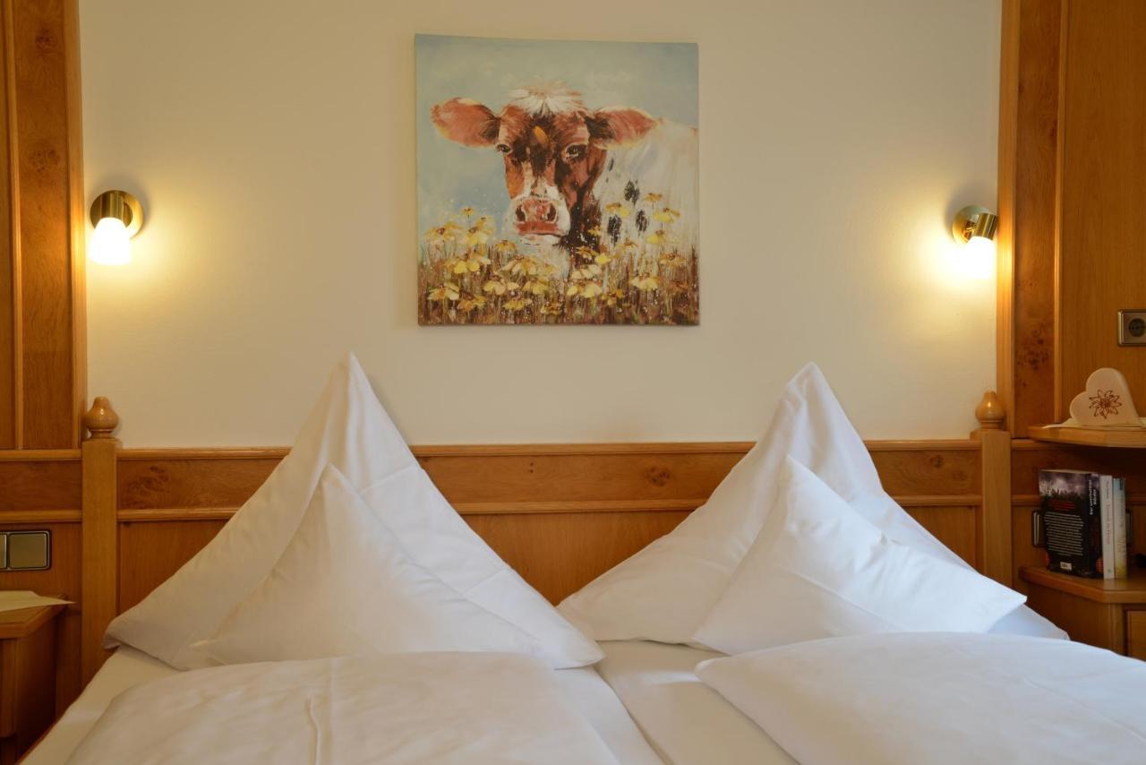 Edelweiss Garni Hotel Reit im Winkl