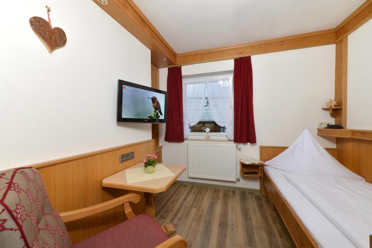 Edelweiss Garni 3*