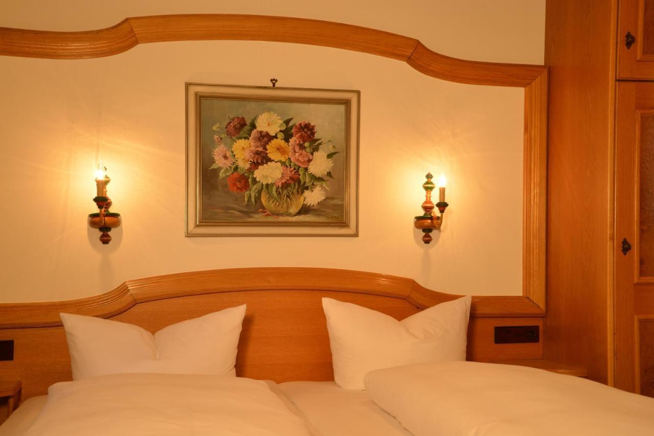 Edelweiss Garni Hotel 3*